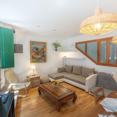Tuapartamento Centro Estafeta Deluxe Apartment Pamplona Bagian luar foto