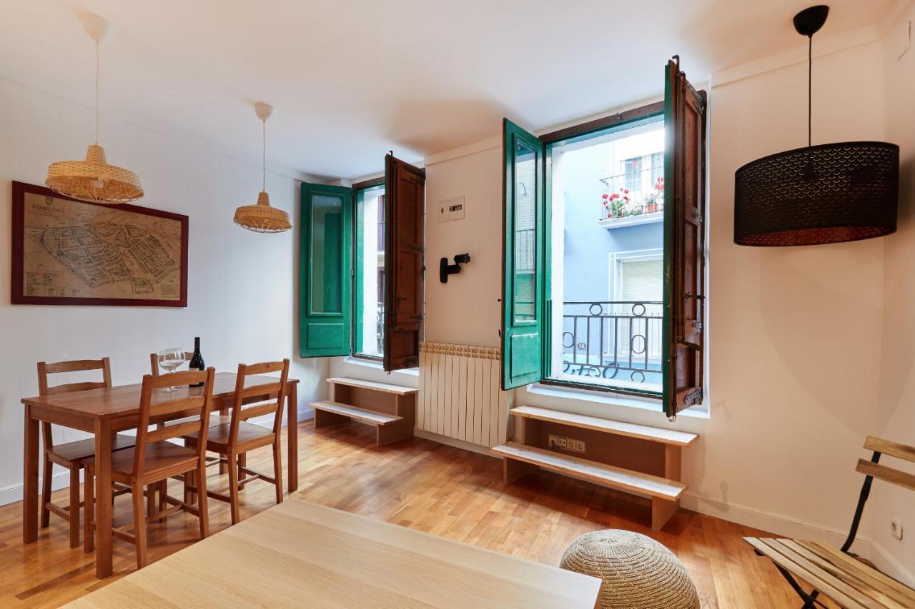 Tuapartamento Centro Estafeta Deluxe Apartment Pamplona Bagian luar foto