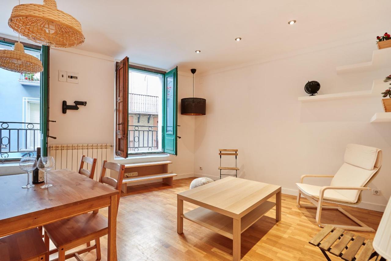 Tuapartamento Centro Estafeta Deluxe Apartment Pamplona Bagian luar foto