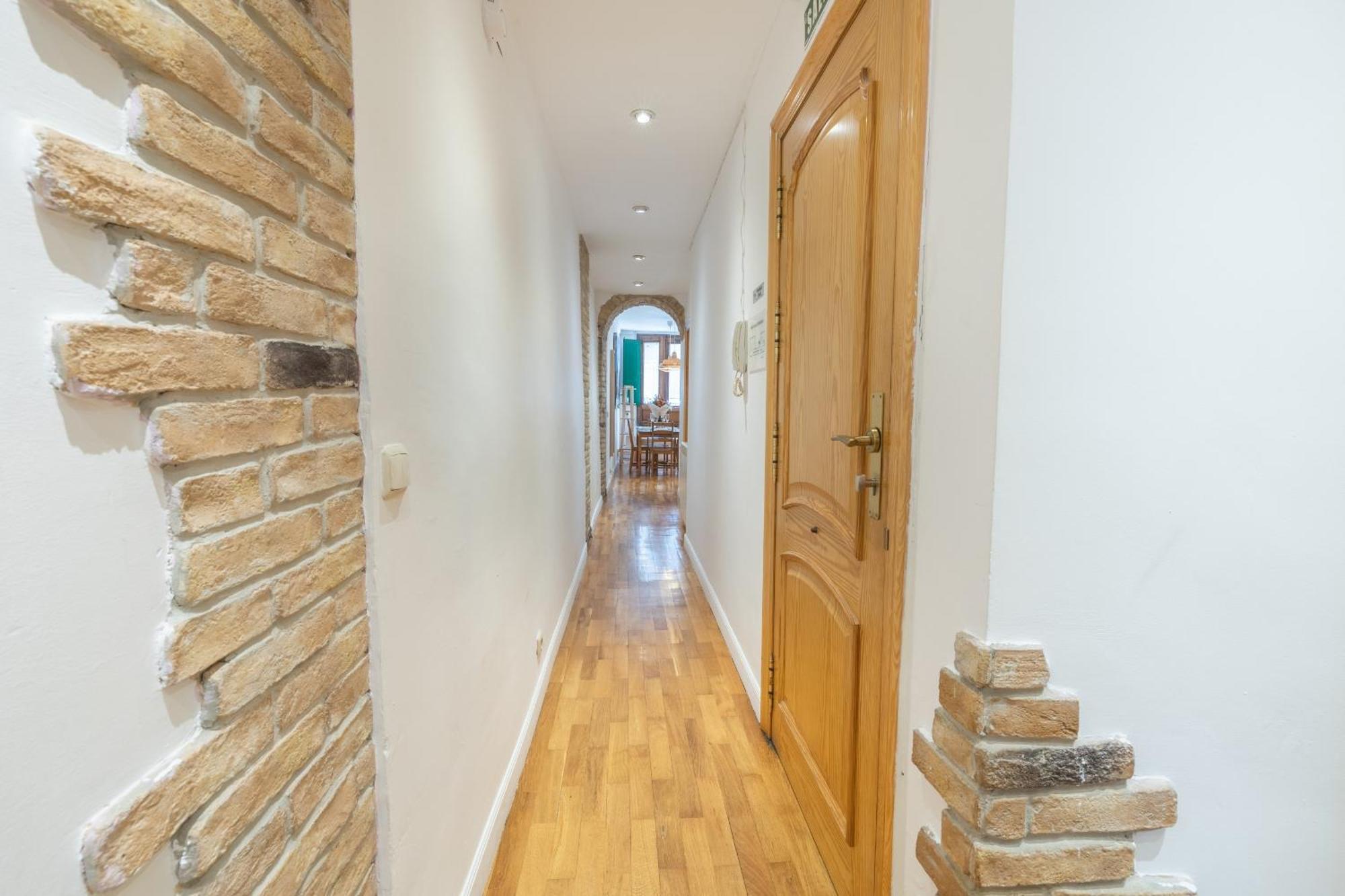 Tuapartamento Centro Estafeta Deluxe Apartment Pamplona Bagian luar foto