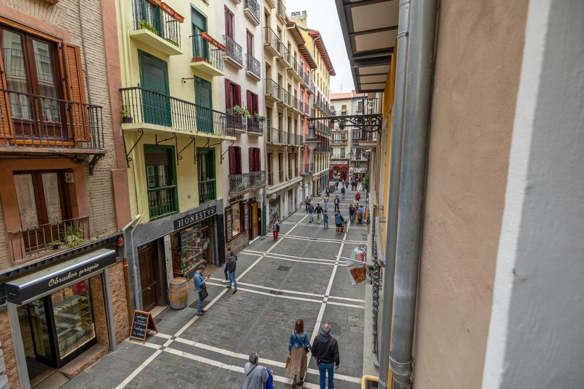 Tuapartamento Centro Estafeta Deluxe Apartment Pamplona Bagian luar foto